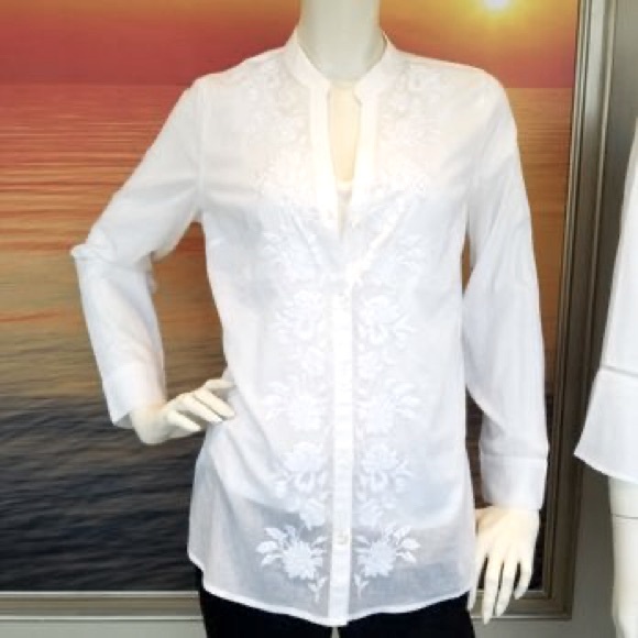 Soft Surroundings Embroidered Beaded Floral Appliqué Button-down Shirt - Picture 2 of 7